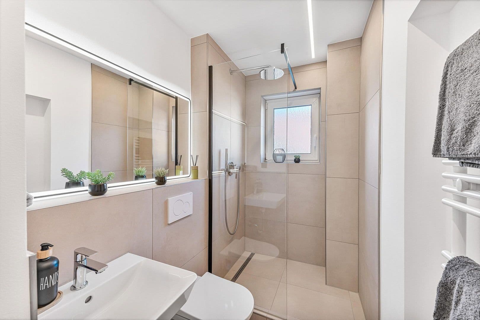 Prodej bytu 2+1 62 m², Brunnenstraße 46b, Augsburg, Bavorsko Prodej bytu 2+1 62 m², Brunnenstraße 46b, Augsburg, Bavorsko