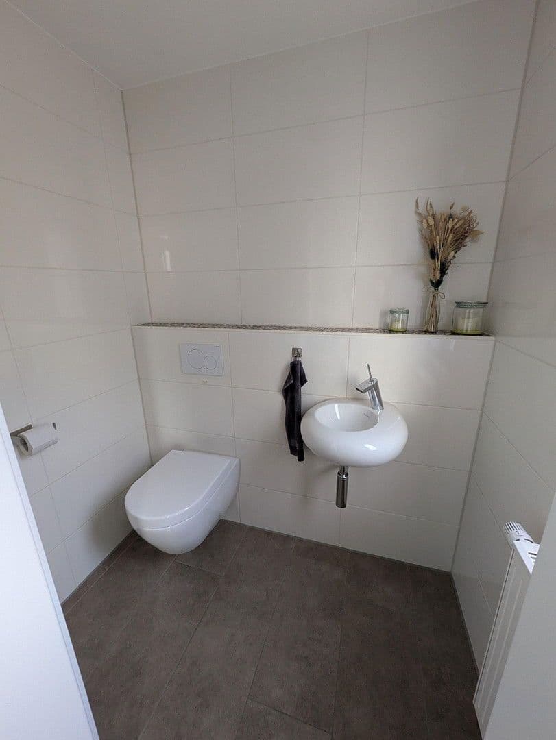 Prodej domu 159 m², pozemek 220 m², Plochingen, Bádensko-Württembersko Prodej domu 159 m², pozemek 220 m², Plochingen, Bádensko-Württembersko