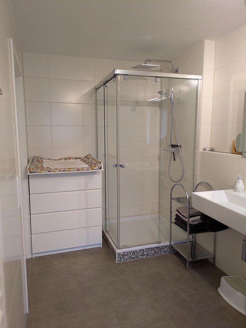 Prodej domu 159 m², pozemek 220 m², Plochingen, Bádensko-Württembersko Prodej domu 159 m², pozemek 220 m², Plochingen, Bádensko-Württembersko