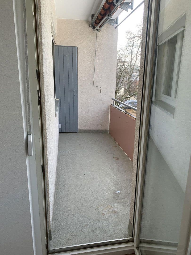 Pronájem bytu 3+1 70 m², Heinrich-Seliger-Straße 24, Frankfurt, Hessen Pronájem bytu 3+1 70 m², Heinrich-Seliger-Straße 24, Frankfurt, Hessen