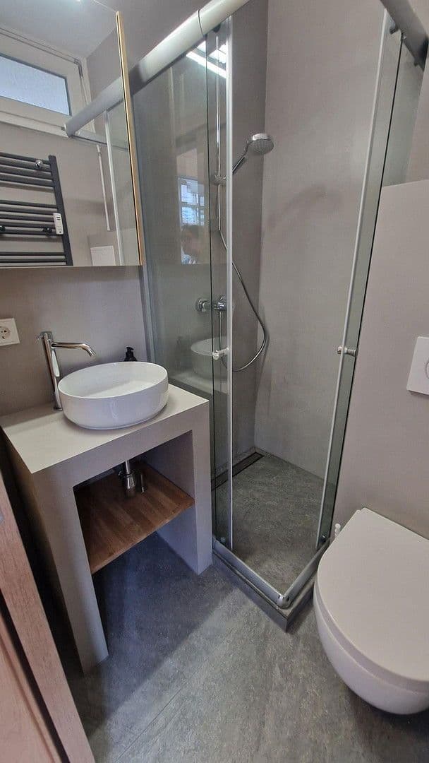 Pronájem bytu 1+1 27 m², München, Bavorsko Pronájem bytu 1+1 27 m², München, Bavorsko