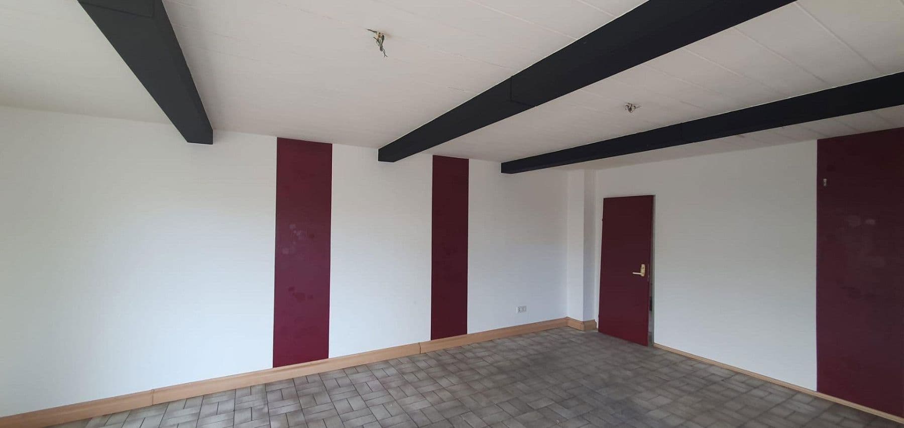 Pronájem nebytového prostoru 68 m², Altenhoferstr., Solingen, Severní Porýní-Vestfálsko Pronájem nebytového prostoru 68 m², Altenhoferstr., Solingen, Severní Porýní-Vestfálsko