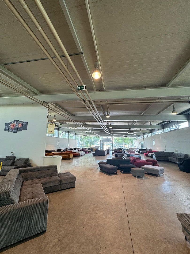 Pronájem nebytového prostoru 10.000 m², Kirchstr. 32, Gommersheim, Porýní-Falc Pronájem nebytového prostoru 10.000 m², Kirchstr. 32, Gommersheim, Porýní-Falc