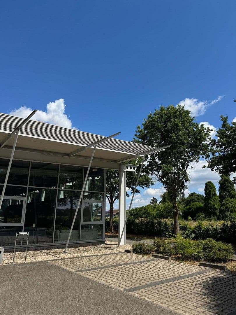 Pronájem nebytového prostoru 10.000 m², Kirchstr. 32, Gommersheim, Porýní-Falc Pronájem nebytového prostoru 10.000 m², Kirchstr. 32, Gommersheim, Porýní-Falc