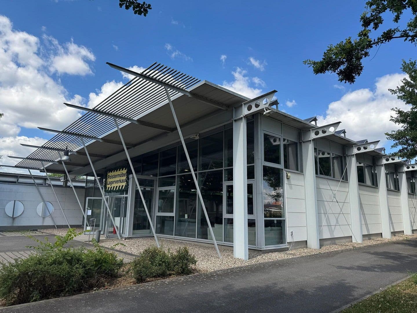 Pronájem nebytového prostoru 10.000 m², Kirchstr. 32, Gommersheim, Porýní-Falc Pronájem nebytového prostoru 10.000 m², Kirchstr. 32, Gommersheim, Porýní-Falc