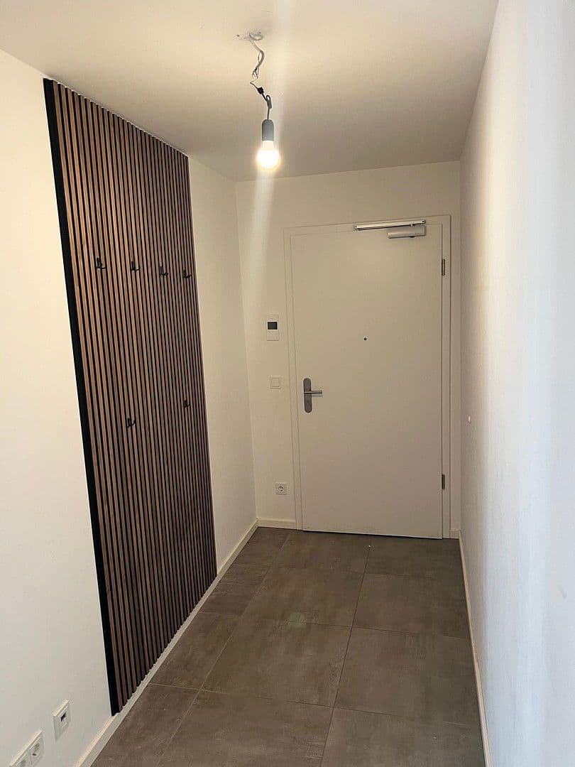 Pronájem bytu 3+1 104 m², Friedrich-Ebert-Straße 40-1, Seeheim-Jugenheim, Hessen Pronájem bytu 3+1 104 m², Friedrich-Ebert-Straße 40-1, Seeheim-Jugenheim, Hessen