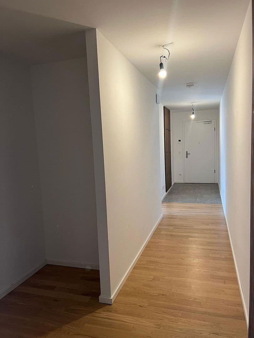 Pronájem bytu 3+1 104 m², Friedrich-Ebert-Straße 40-1, Seeheim-Jugenheim, Hessen Pronájem bytu 3+1 104 m², Friedrich-Ebert-Straße 40-1, Seeheim-Jugenheim, Hessen