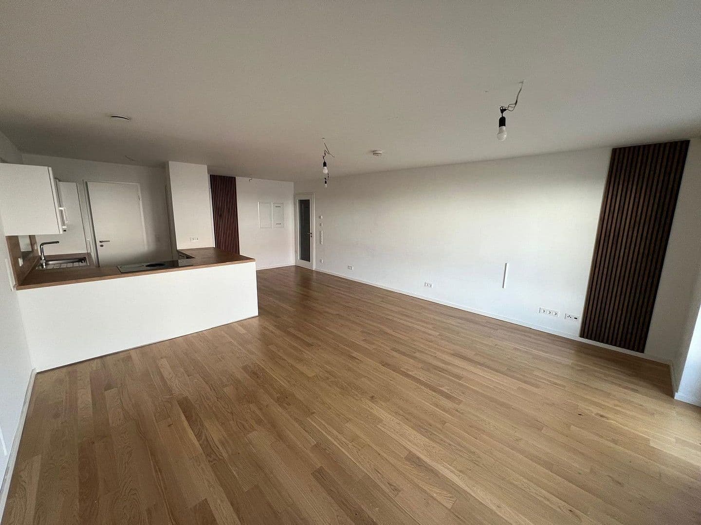 Pronájem bytu 3+1 104 m², Friedrich-Ebert-Straße 40-1, Seeheim-Jugenheim, Hessen Pronájem bytu 3+1 104 m², Friedrich-Ebert-Straße 40-1, Seeheim-Jugenheim, Hessen