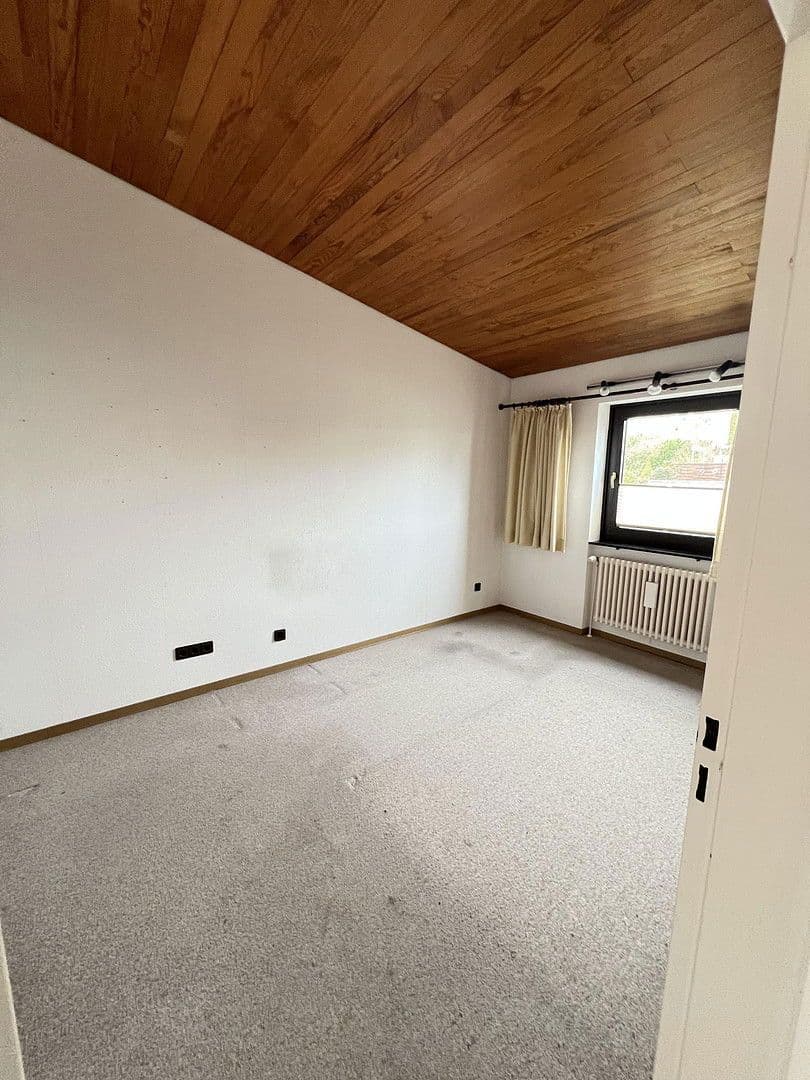 Prodej domu 100 m², pozemek 285 m², Saarbrücken, Země Sársko Prodej domu 100 m², pozemek 285 m², Saarbrücken, Země Sársko