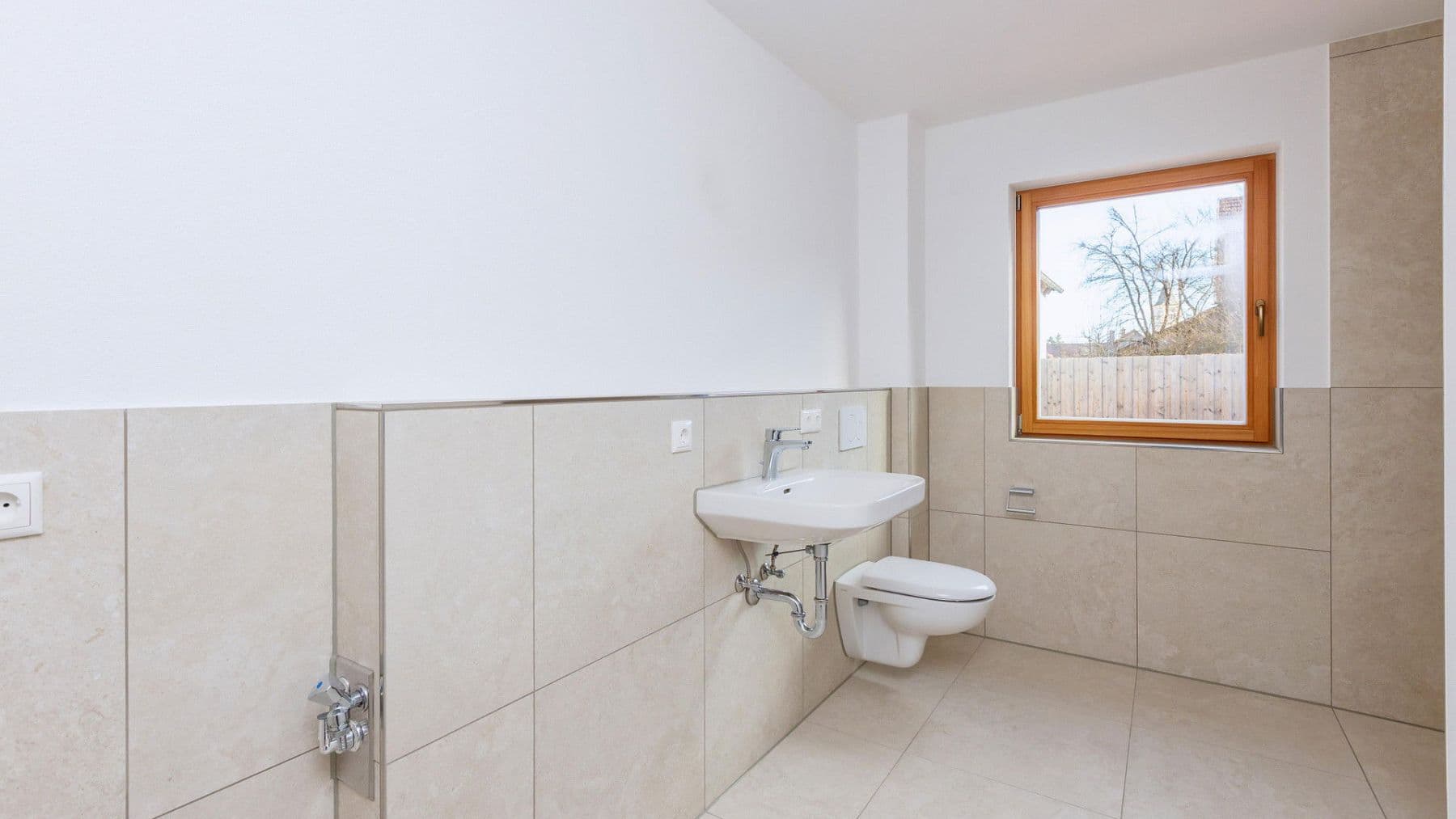 Pronájem bytu 3+1 83 m², St.-Moritz-Str. 2, Buchloe, Bavorsko Pronájem bytu 3+1 83 m², St.-Moritz-Str. 2, Buchloe, Bavorsko