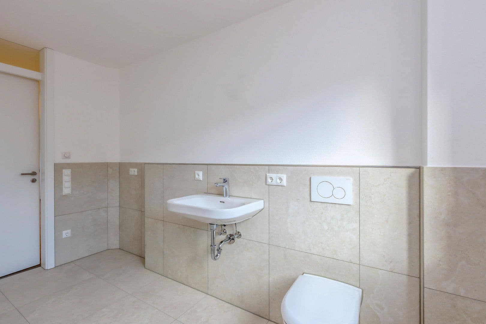 Pronájem bytu 3+1 83 m², St.-Moritz-Str. 2, Buchloe, Bavorsko Pronájem bytu 3+1 83 m², St.-Moritz-Str. 2, Buchloe, Bavorsko