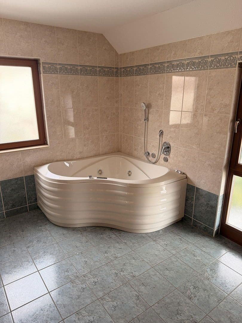 Prodej domu 266 m², pozemek 344 m², Idstein, Hessen Prodej domu 266 m², pozemek 344 m², Idstein, Hessen