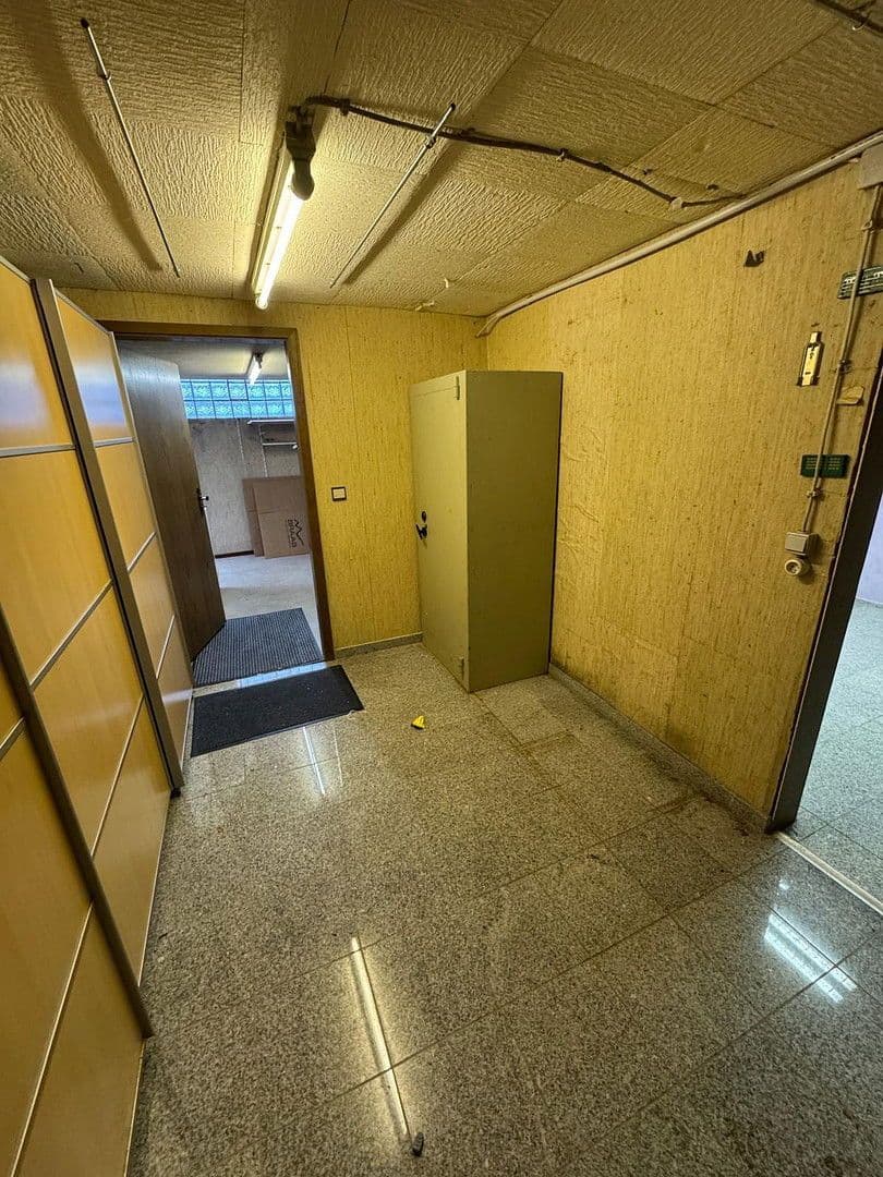 Pronájem bytu 4+1 140 m², Kaiserslautern, Porýní-Falc Pronájem bytu 4+1 140 m², Kaiserslautern, Porýní-Falc