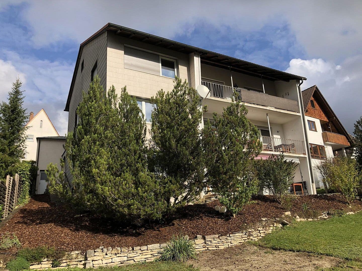 Prodej domu 297 m², pozemek 838 m², Blaustein, Bádensko-Württembersko Prodej domu 297 m², pozemek 838 m², Blaustein, Bádensko-Württembersko