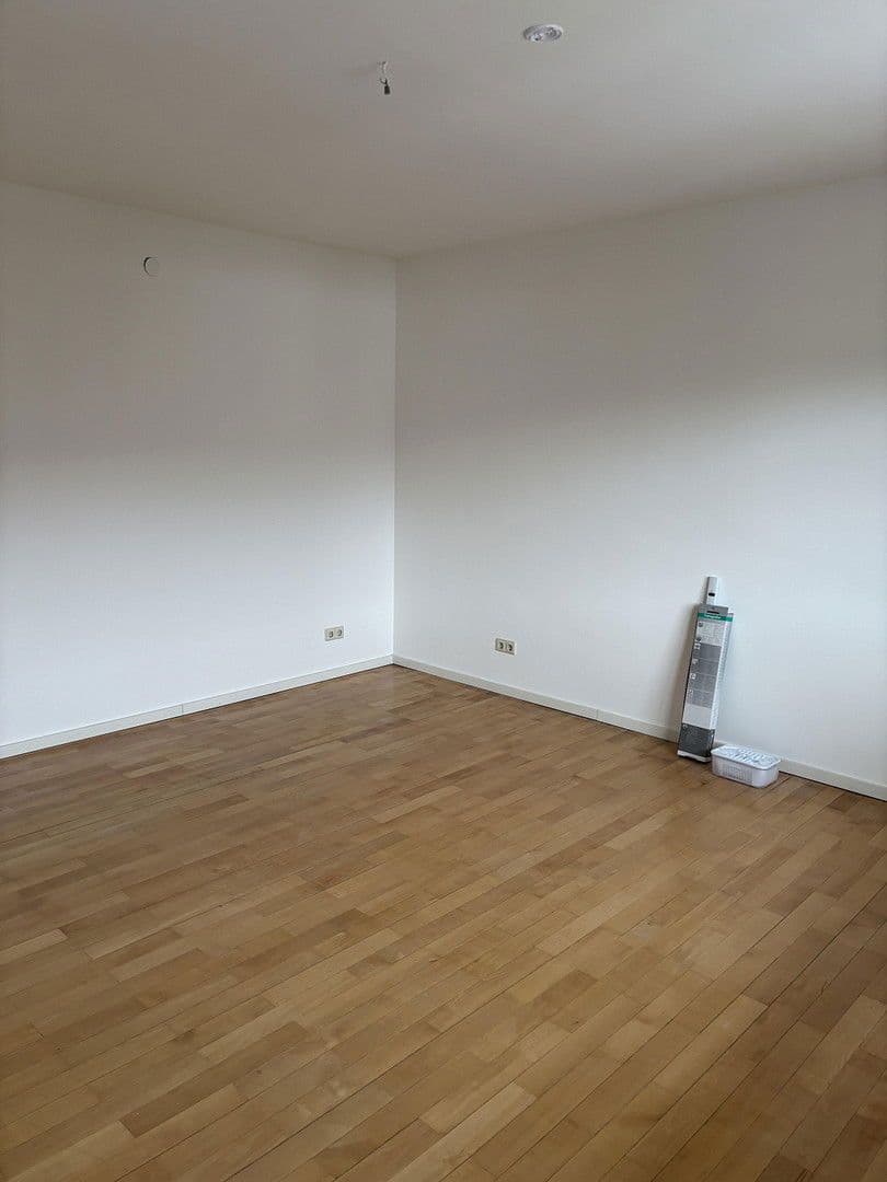 Prodej domu 297 m², pozemek 838 m², Blaustein, Bádensko-Württembersko Prodej domu 297 m², pozemek 838 m², Blaustein, Bádensko-Württembersko