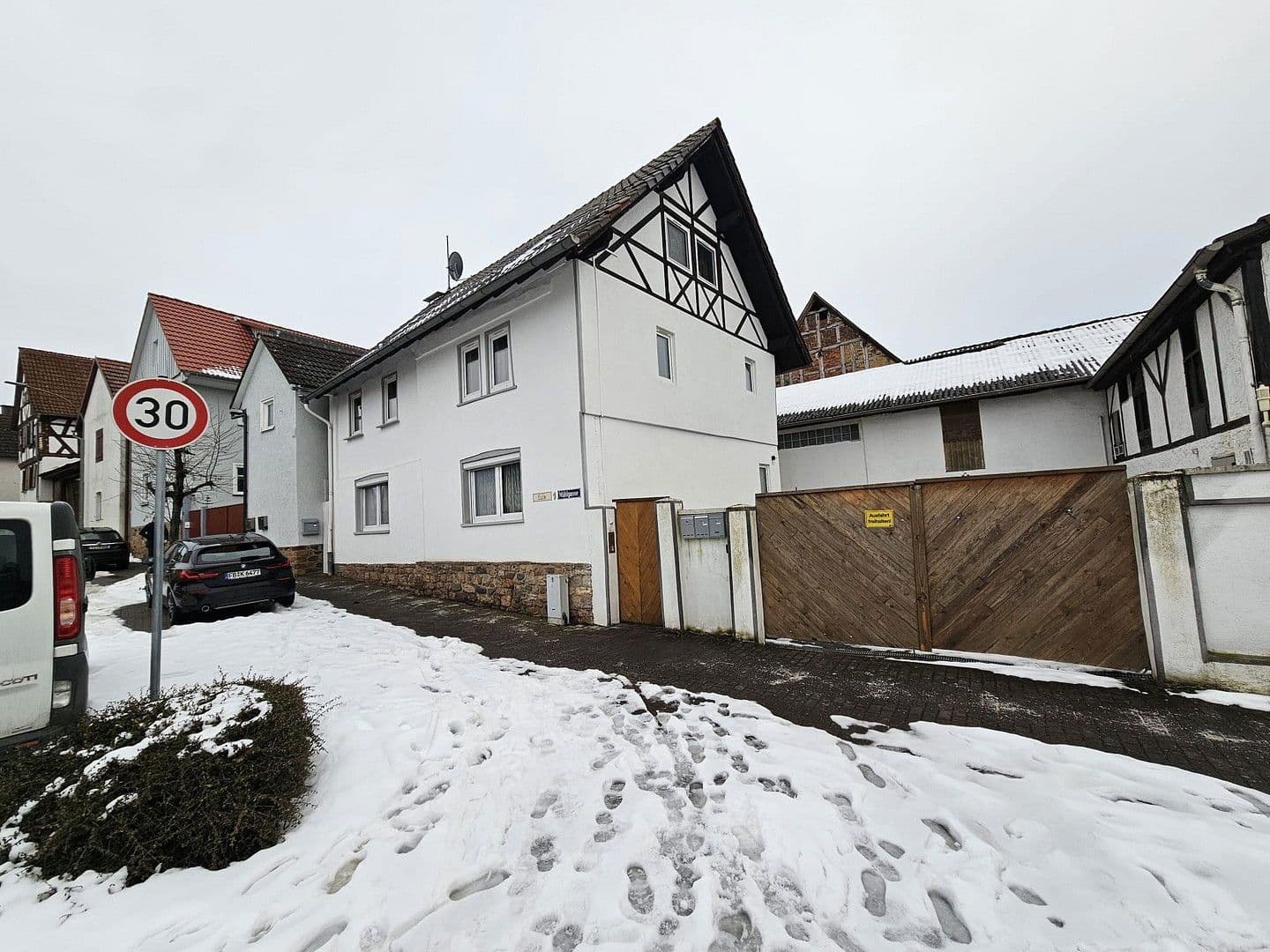 Pronájem bytu 2+1 53 m², Mühlgasse 1, Münzenberg, Hessen Pronájem bytu 2+1 53 m², Mühlgasse 1, Münzenberg, Hessen