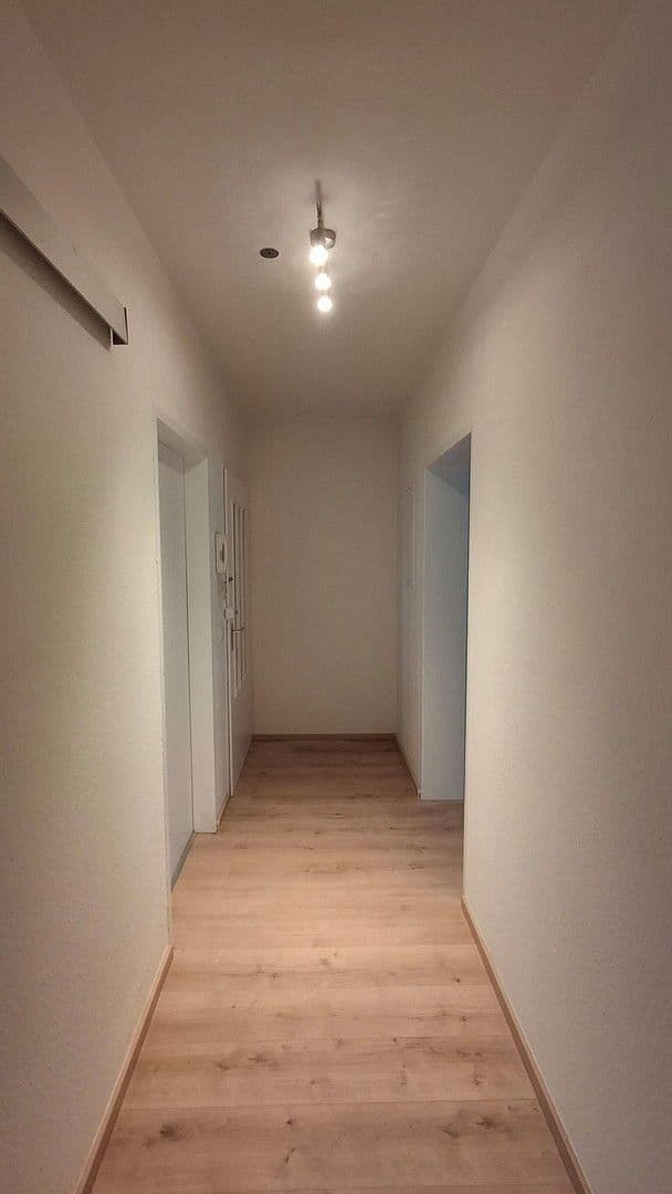 Pronájem bytu 2+1 50 m², Rollnerstraße 40, Nürnberg, Bavorsko Pronájem bytu 2+1 50 m², Rollnerstraße 40, Nürnberg, Bavorsko