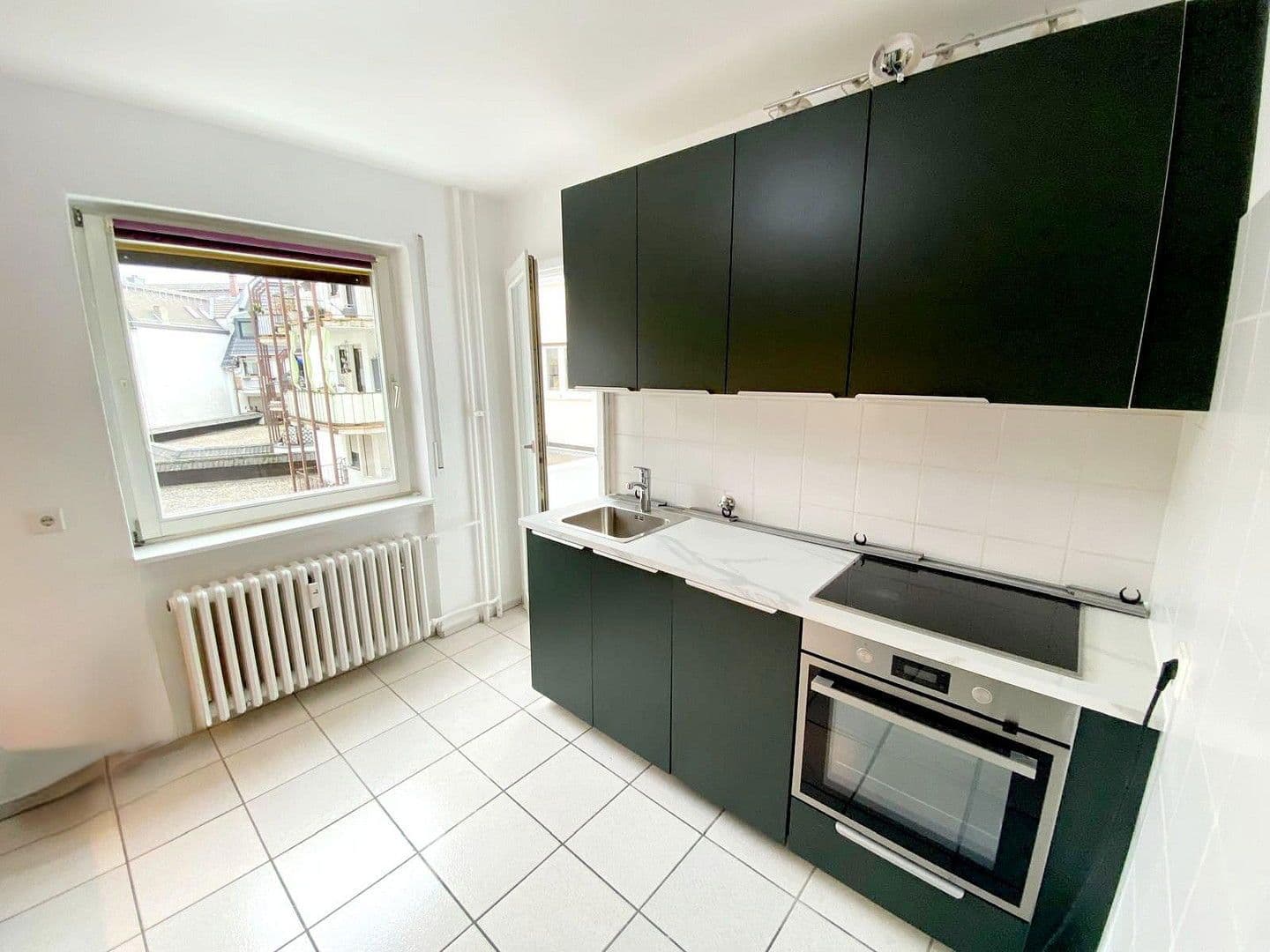 Pronájem bytu 2+1 52 m², Reichklarastr. 2a, Mainz, Porýní-Falc Pronájem bytu 2+1 52 m², Reichklarastr. 2a, Mainz, Porýní-Falc