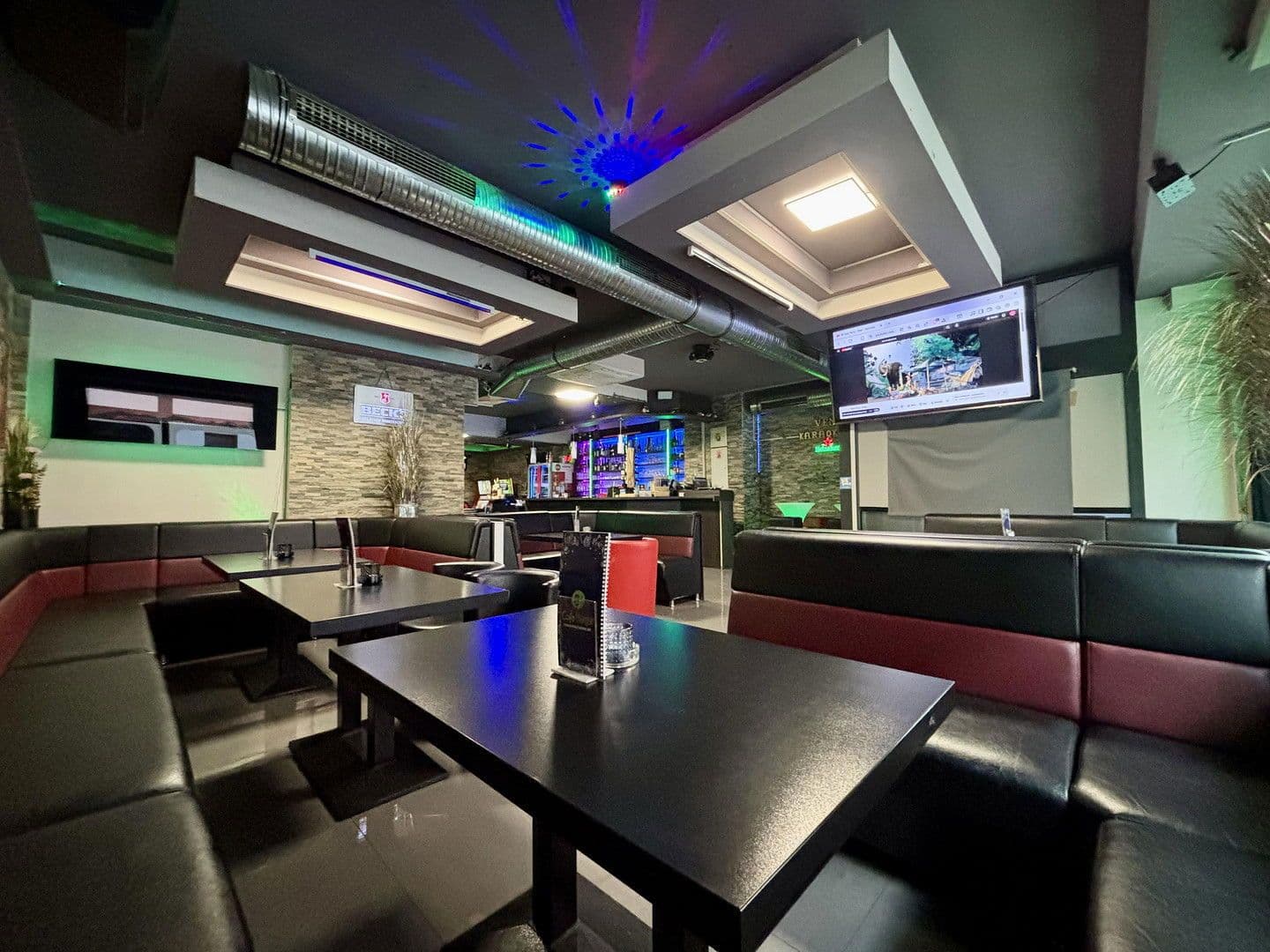 Pronájem nebytového prostoru 165 m², Mannheim, Bádensko-Württembersko Pronájem nebytového prostoru 165 m², Mannheim, Bádensko-Württembersko