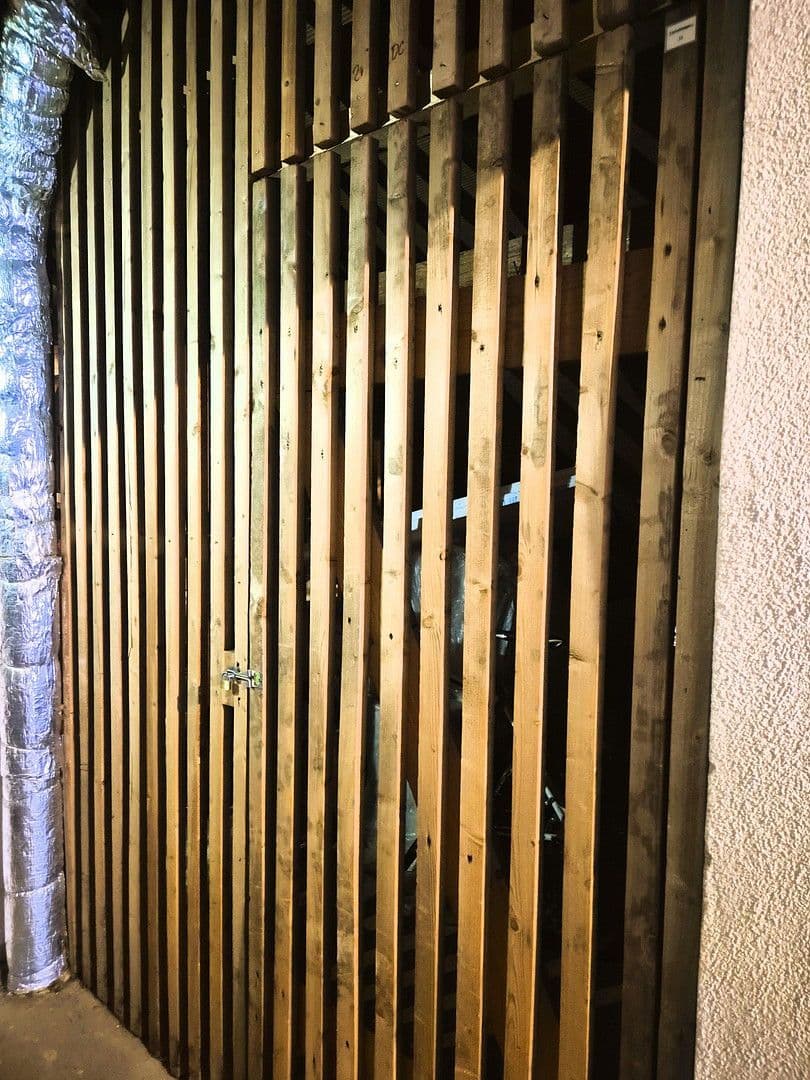 Pronájem bytu 1+1 42 m², Koldestraße 8, Erlangen, Bavorsko Pronájem bytu 1+1 42 m², Koldestraße 8, Erlangen, Bavorsko