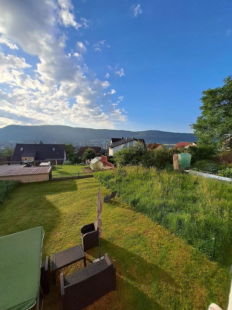 Pronájem bytu 2+1 52 m², Jos.-Otto-Kolb-Straße 15, Ebermannstadt, Bavorsko Pronájem bytu 2+1 52 m², Jos.-Otto-Kolb-Straße 15, Ebermannstadt, Bavorsko