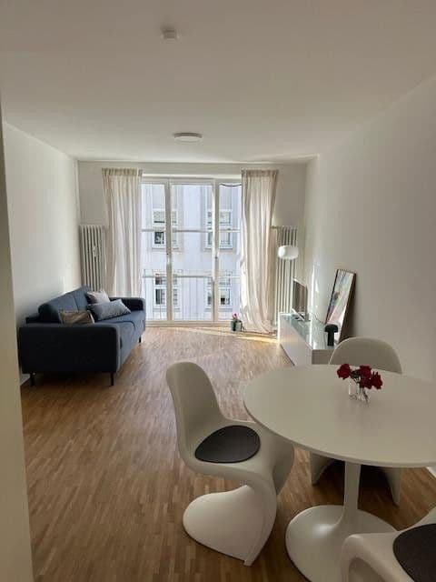 Pronájem bytu 2+1 45 m², Am Felde 132, Hamburg, Hamburg Pronájem bytu 2+1 45 m², Am Felde 132, Hamburg, Hamburg