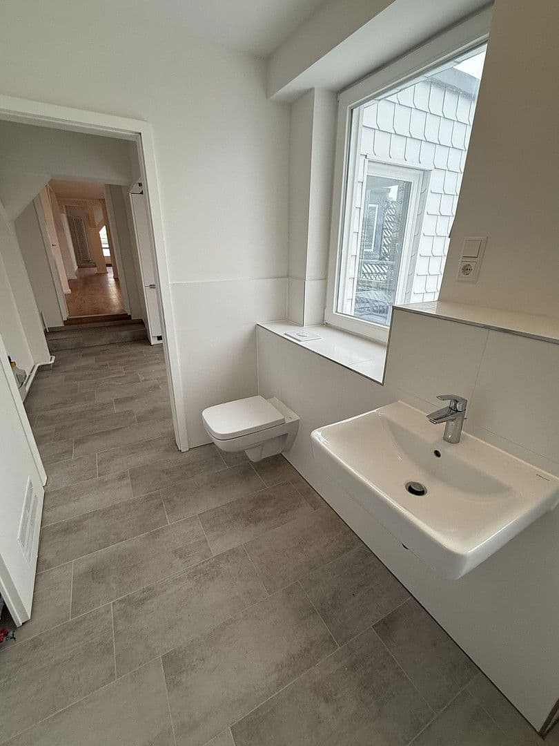 Pronájem bytu 3+1 152 m², Hohenzollerndamm, Berlin, Berlín Pronájem bytu 3+1 152 m², Hohenzollerndamm, Berlin, Berlín