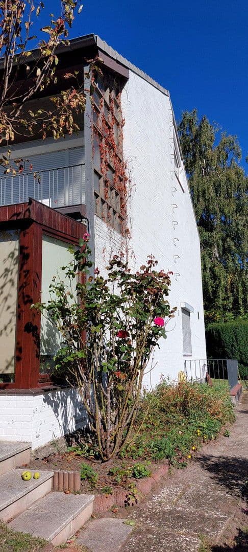 Prodej domu 188 m², pozemek 347 m², Wedel, Šlesvicko-Holštýnsko Prodej domu 188 m², pozemek 347 m², Wedel, Šlesvicko-Holštýnsko