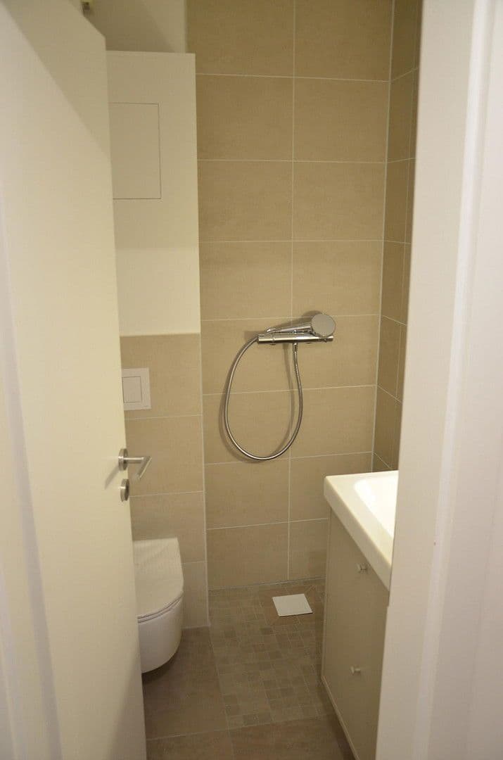 Prodej bytu 1+kk 42 m², Gerhart-Hauptmann-Allee 5a, Eichwalde, Braniborsko Prodej bytu 1+kk 42 m², Gerhart-Hauptmann-Allee 5a, Eichwalde, Braniborsko