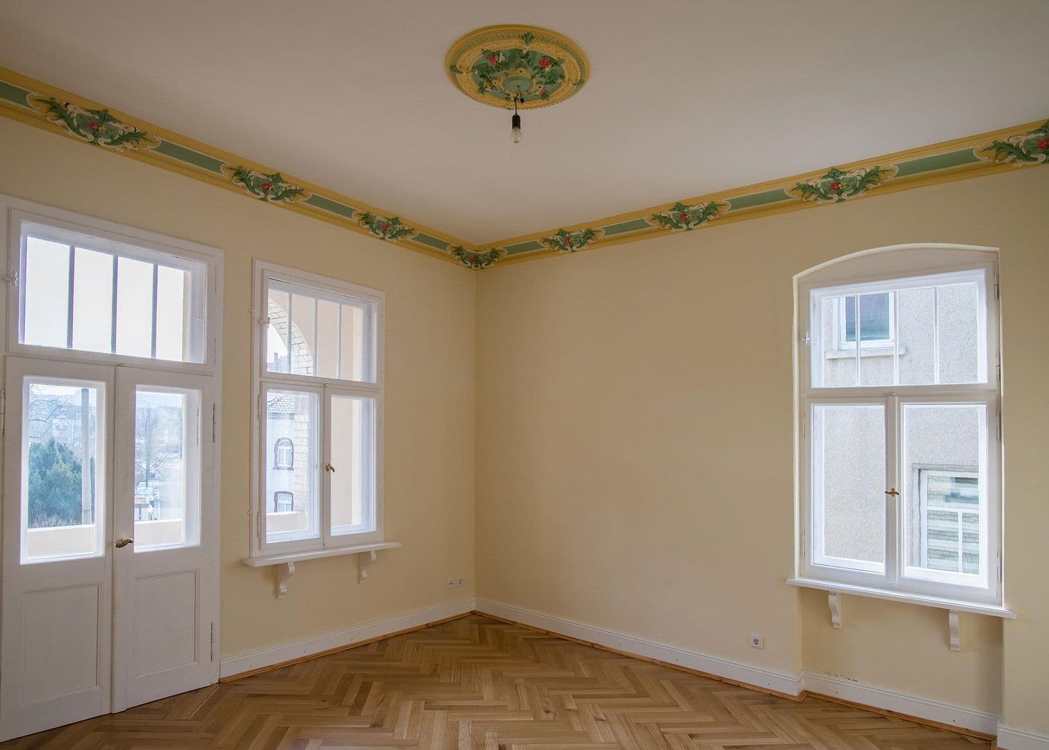 Pronájem bytu 4+1 128 m², Grochlitzer Str. 43, Naumburg (Saale), Sasko-Anhaltsko Pronájem bytu 4+1 128 m², Grochlitzer Str. 43, Naumburg (Saale), Sasko-Anhaltsko