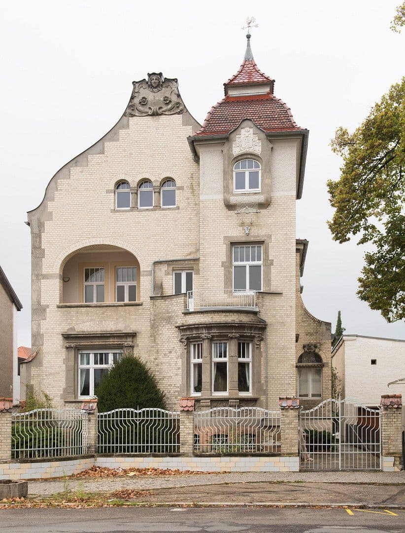 Pronájem bytu 4+1 128 m², Grochlitzer Str. 43, Naumburg (Saale), Sasko-Anhaltsko Pronájem bytu 4+1 128 m², Grochlitzer Str. 43, Naumburg (Saale), Sasko-Anhaltsko