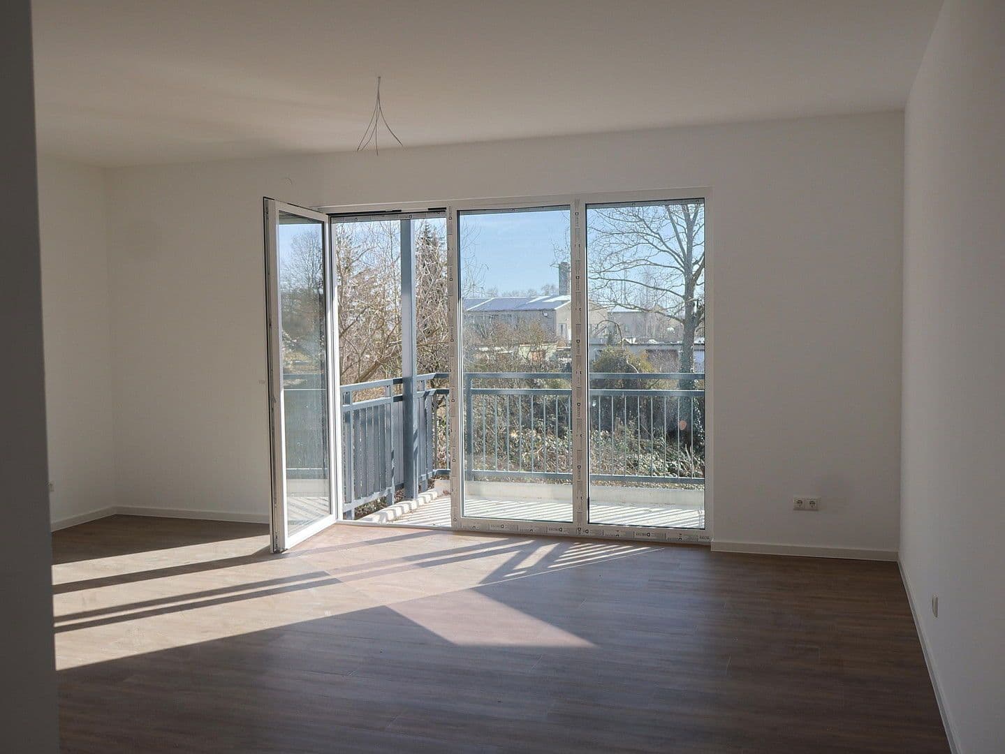Pronájem bytu 2+kk 81 m², Hamburger Allee 51, Haus C, Nauen, Braniborsko Pronájem bytu 2+kk 81 m², Hamburger Allee 51, Haus C, Nauen, Braniborsko
