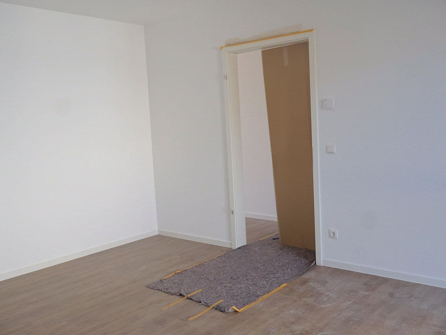 Pronájem bytu 2+kk 81 m², Hamburger Allee 51, Haus C, Nauen, Braniborsko Pronájem bytu 2+kk 81 m², Hamburger Allee 51, Haus C, Nauen, Braniborsko