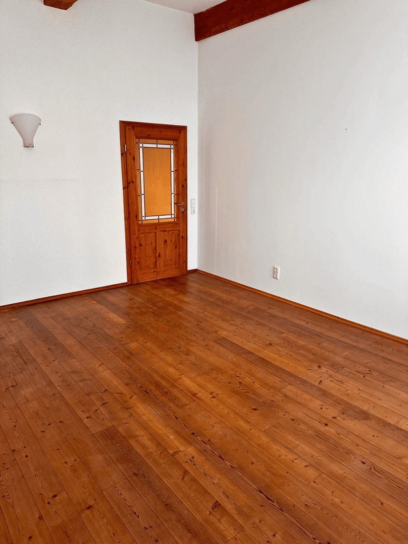 Prodej domu 211 m², pozemek 658 m², Alsheim, Porýní-Falc Prodej domu 211 m², pozemek 658 m², Alsheim, Porýní-Falc