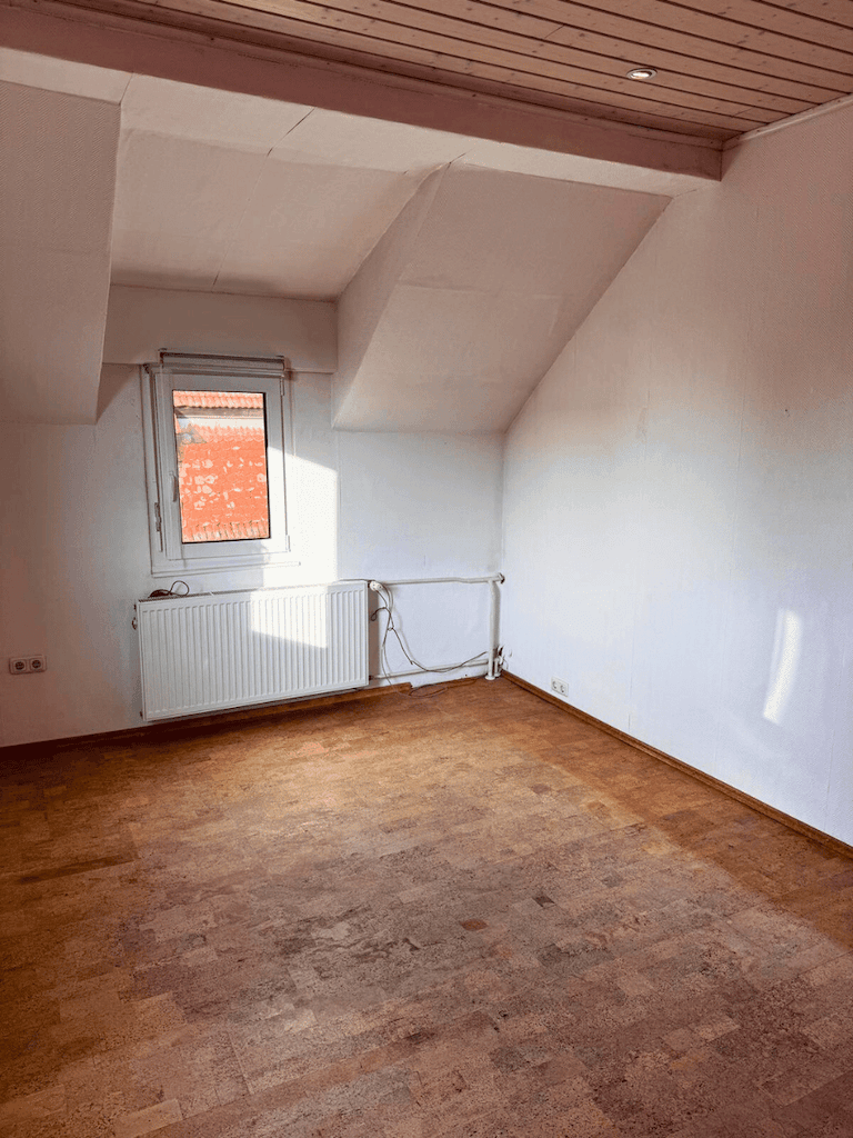 Prodej domu 211 m², pozemek 658 m², Alsheim, Porýní-Falc Prodej domu 211 m², pozemek 658 m², Alsheim, Porýní-Falc