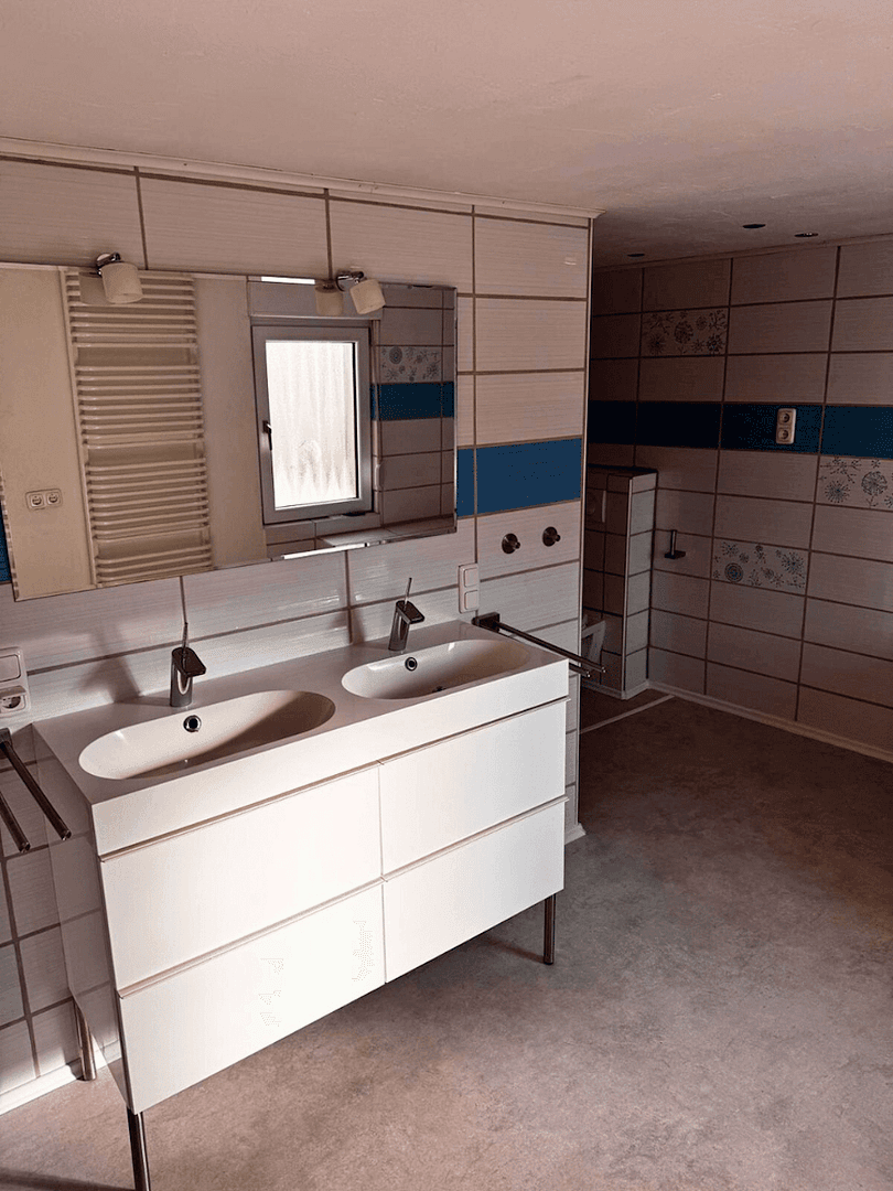 Prodej domu 211 m², pozemek 658 m², Alsheim, Porýní-Falc Prodej domu 211 m², pozemek 658 m², Alsheim, Porýní-Falc