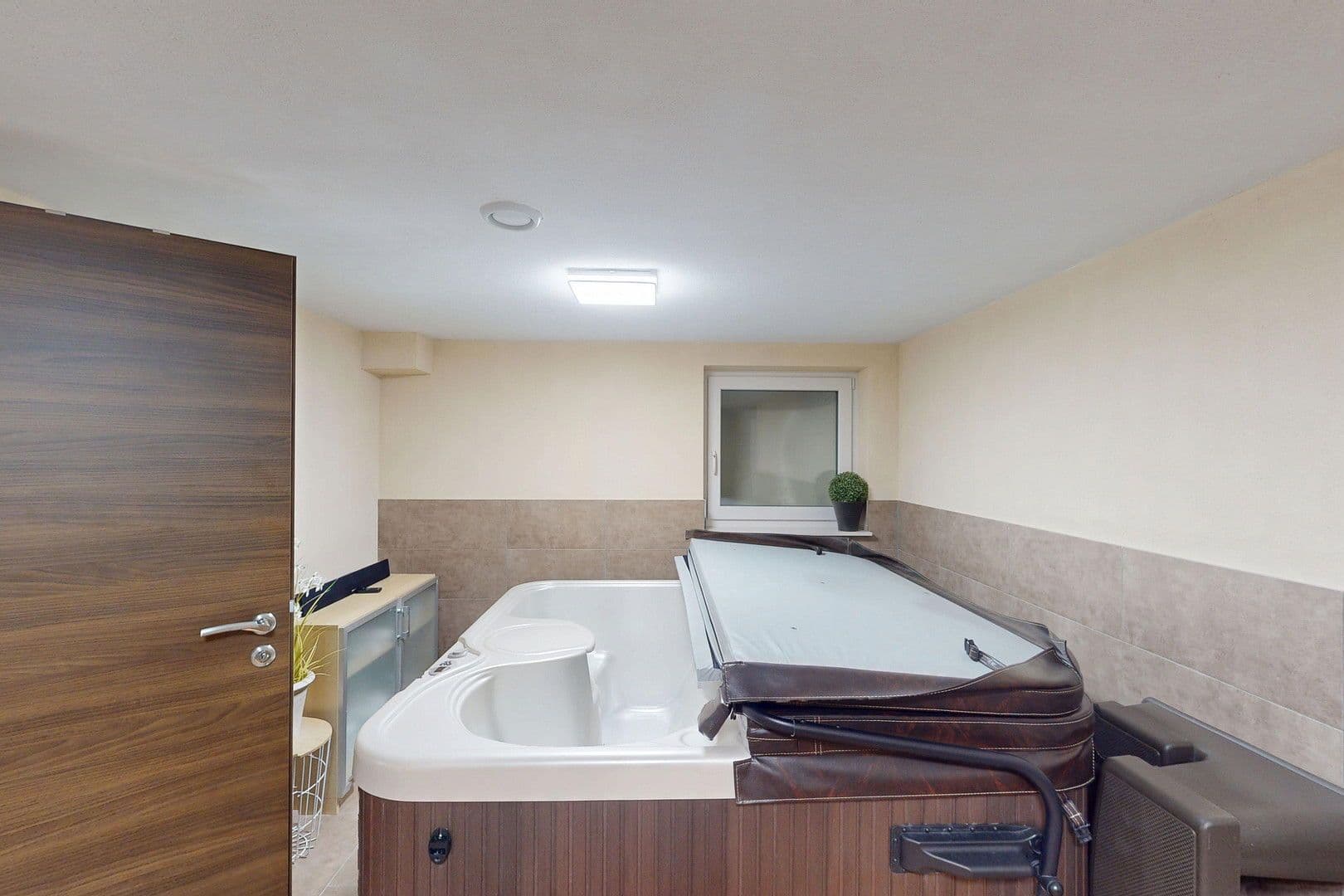 Prodej domu 216 m², pozemek 1.023 m², Waldemar Bonsels Weg 81, Ahrensburg, Šlesvicko-Holštýnsko Prodej domu 216 m², pozemek 1.023 m², Waldemar Bonsels Weg 81, Ahrensburg, Šlesvicko-Holštýnsko