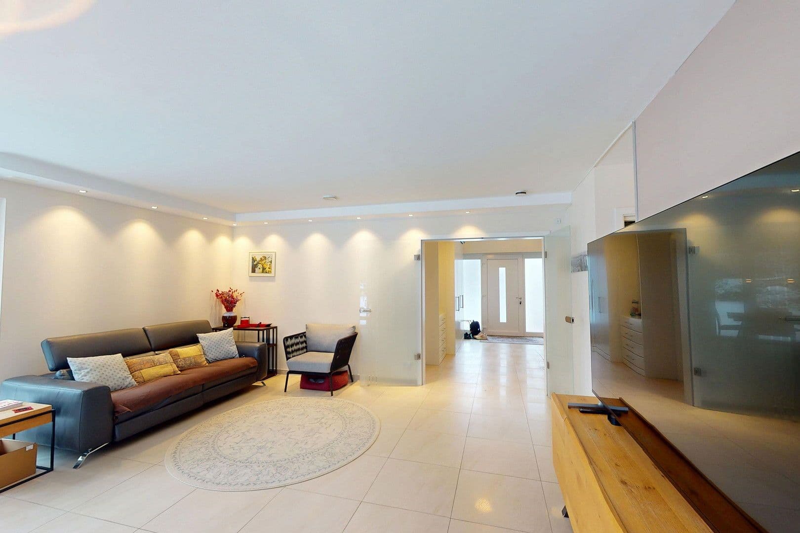 Prodej domu 216 m², pozemek 1.023 m², Waldemar Bonsels Weg 81, Ahrensburg, Šlesvicko-Holštýnsko Prodej domu 216 m², pozemek 1.023 m², Waldemar Bonsels Weg 81, Ahrensburg, Šlesvicko-Holštýnsko