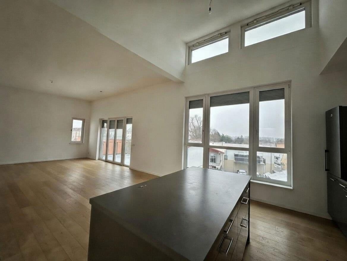 Prodej bytu 4+1 138 m², Lindenstraße 7c, Teltow, Braniborsko Prodej bytu 4+1 138 m², Lindenstraße 7c, Teltow, Braniborsko