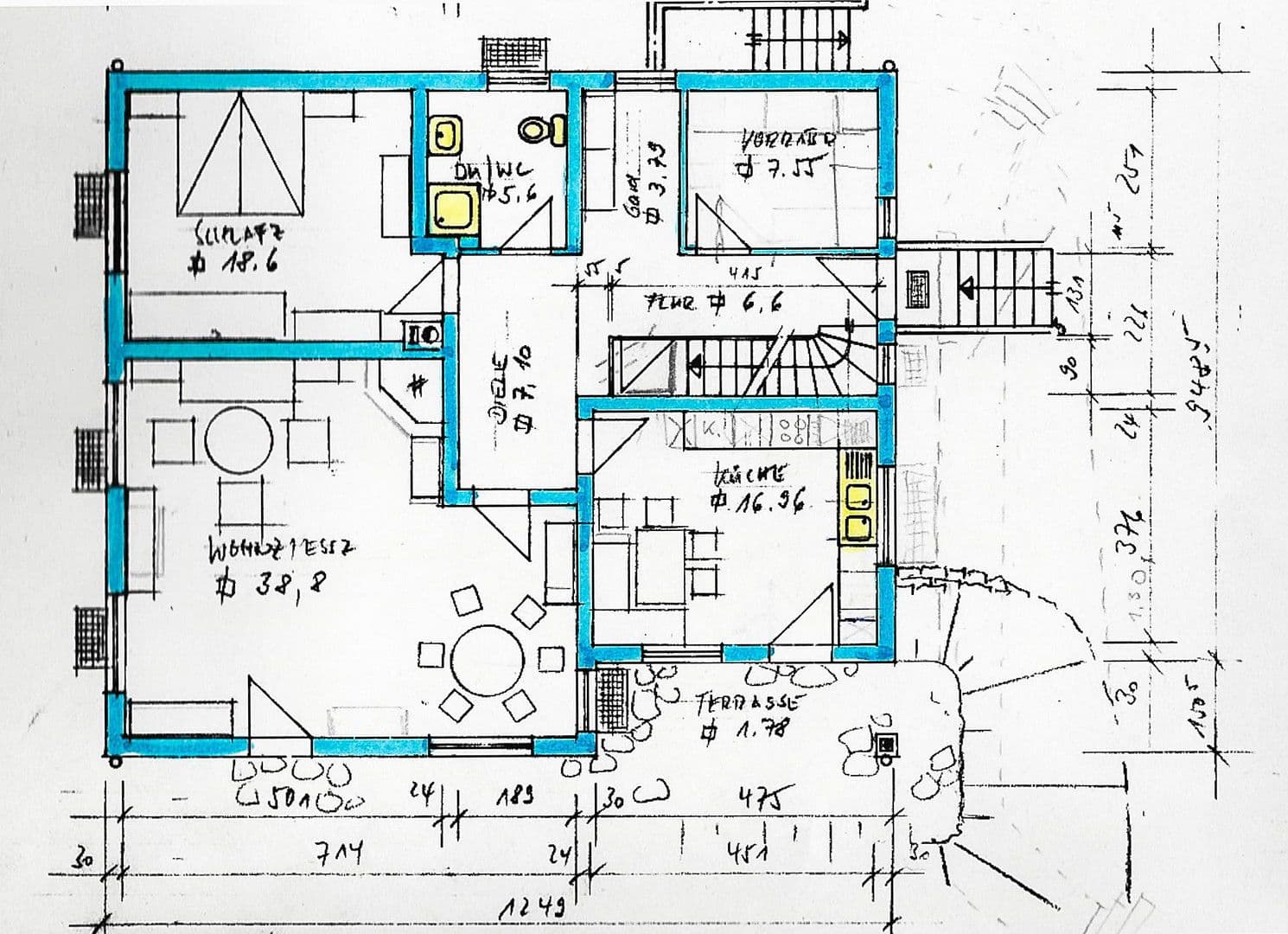 Prodej domu 296 m², pozemek 1.073 m², Freiburg, Bádensko-Württembersko Prodej domu 296 m², pozemek 1.073 m², Freiburg, Bádensko-Württembersko