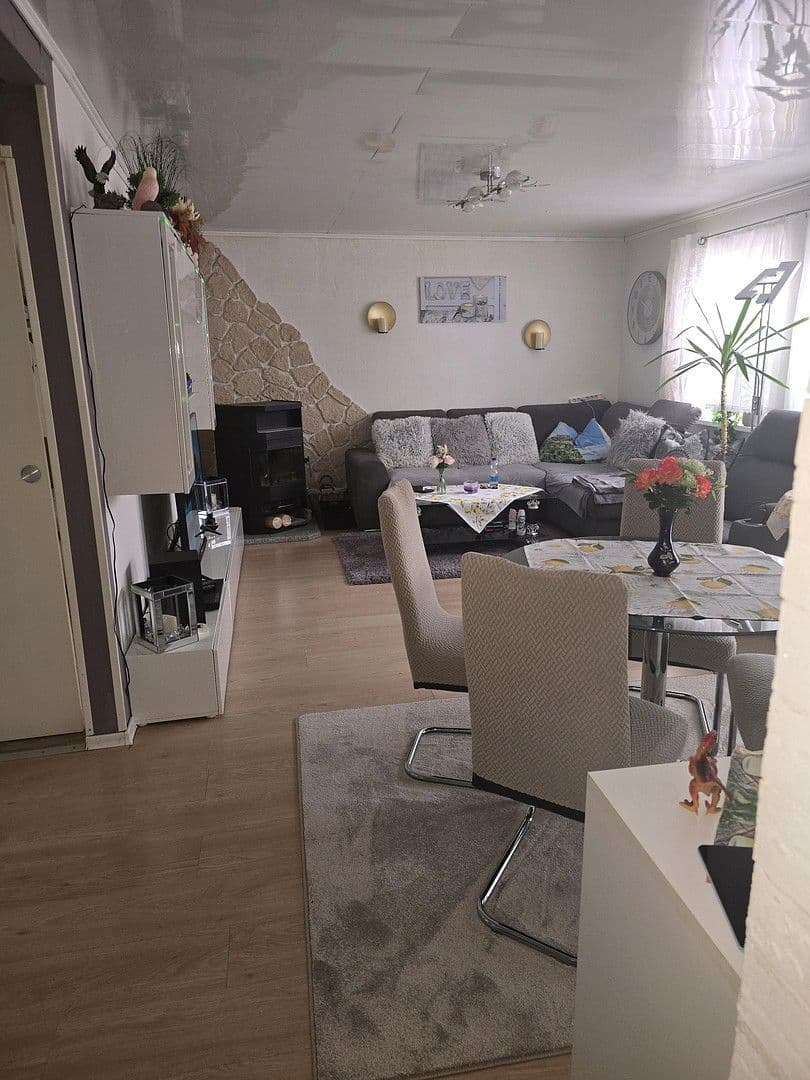 Prodej domu 178 m², pozemek 662 m², Arnstadt, Durynsko Prodej domu 178 m², pozemek 662 m², Arnstadt, Durynsko