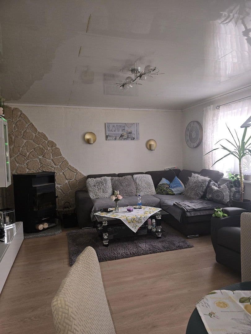 Prodej domu 178 m², pozemek 662 m², Arnstadt, Durynsko Prodej domu 178 m², pozemek 662 m², Arnstadt, Durynsko