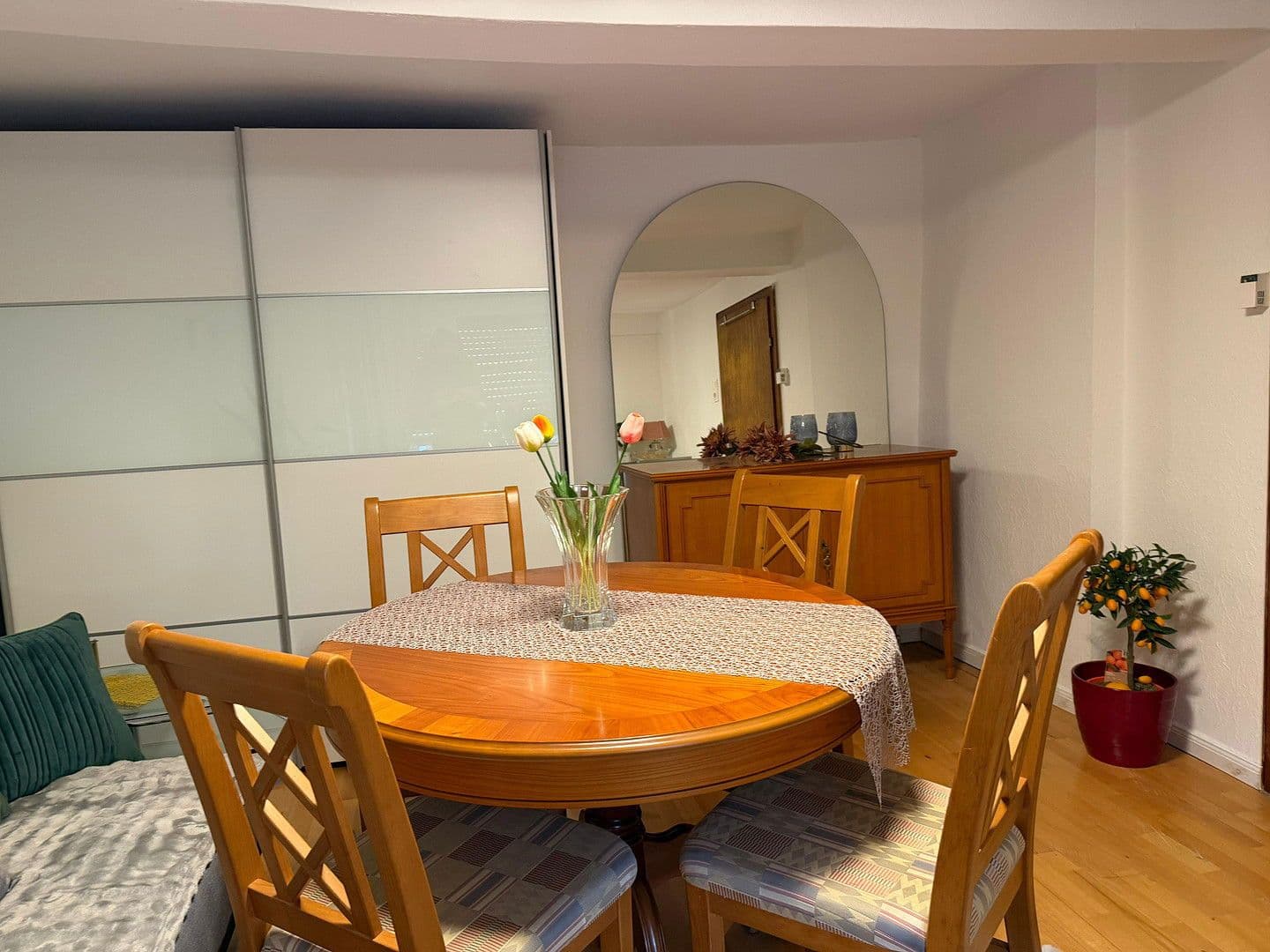 Pronájem domu 140 m², pozemek 200 m², Wiesenbach, Bádensko-Württembersko Pronájem domu 140 m², pozemek 200 m², Wiesenbach, Bádensko-Württembersko