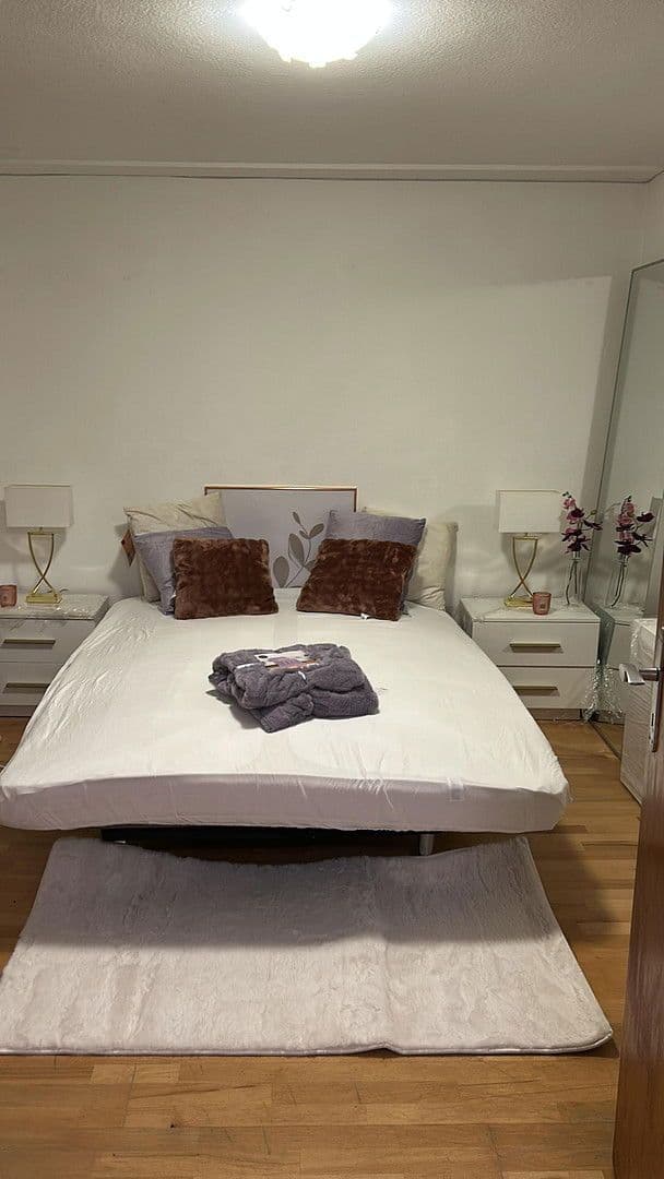 Pronájem domu 140 m², pozemek 200 m², Wiesenbach, Bádensko-Württembersko Pronájem domu 140 m², pozemek 200 m², Wiesenbach, Bádensko-Württembersko