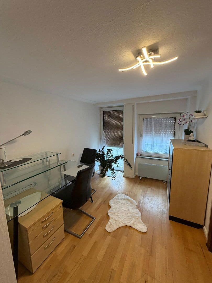 Pronájem domu 140 m², pozemek 200 m², Wiesenbach, Bádensko-Württembersko Pronájem domu 140 m², pozemek 200 m², Wiesenbach, Bádensko-Württembersko