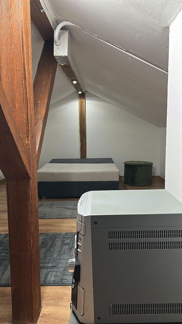 Pronájem domu 140 m², pozemek 200 m², Wiesenbach, Bádensko-Württembersko Pronájem domu 140 m², pozemek 200 m², Wiesenbach, Bádensko-Württembersko