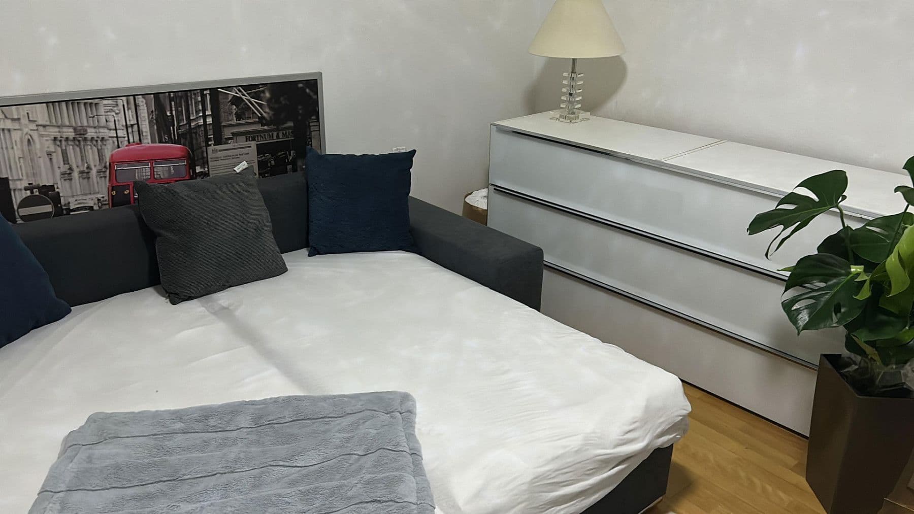 Pronájem domu 140 m², pozemek 200 m², Wiesenbach, Bádensko-Württembersko Pronájem domu 140 m², pozemek 200 m², Wiesenbach, Bádensko-Württembersko