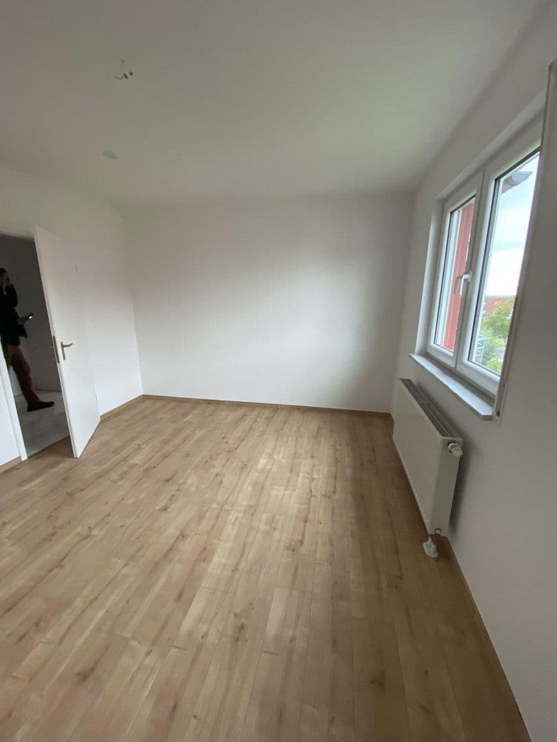 Pronájem bytu 2+1 62 m², Eschenweg 2, Schkopau, Sasko-Anhaltsko Pronájem bytu 2+1 62 m², Eschenweg 2, Schkopau, Sasko-Anhaltsko