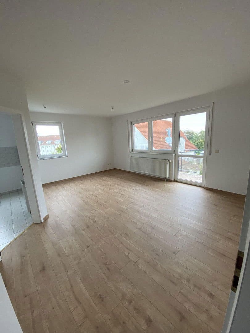 Pronájem bytu 2+1 62 m², Eschenweg 2, Schkopau, Sasko-Anhaltsko Pronájem bytu 2+1 62 m², Eschenweg 2, Schkopau, Sasko-Anhaltsko