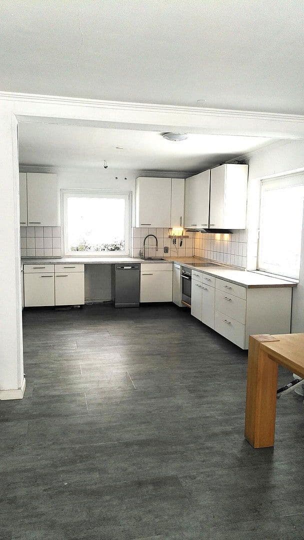 Prodej domu 170 m², pozemek 1.050 m², Kiebitzhagen 5, Seevetal, Dolní Sasko Prodej domu 170 m², pozemek 1.050 m², Kiebitzhagen 5, Seevetal, Dolní Sasko